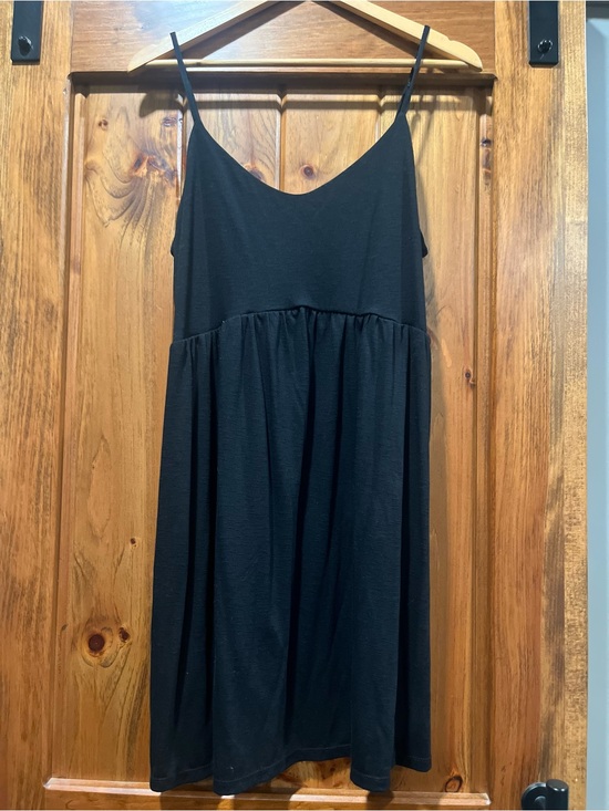 Old Navy Dresses & Skirts - Old Navy Black Tank Top